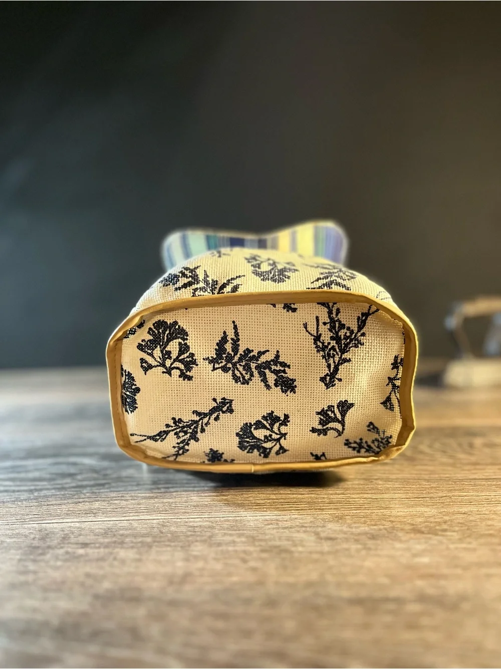Vera Bradley Straw Mini Backpack Purse Cream Blue Coral Retired